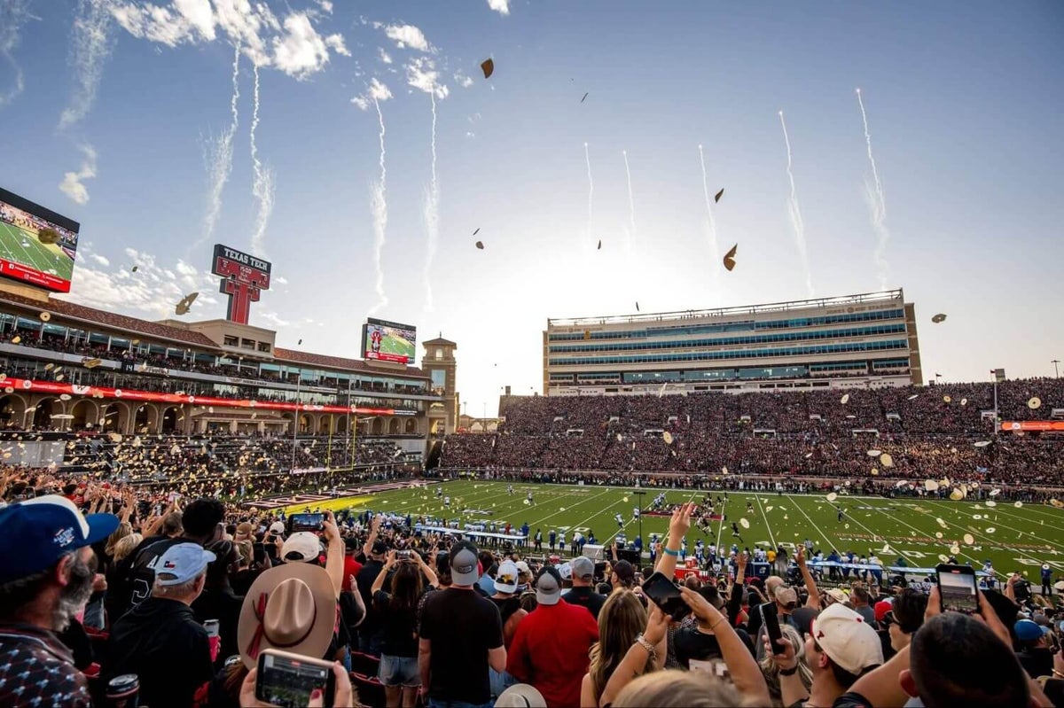 Texas Tech to ban tortilla-tossing tradition during kickoffs as Big 12 penalties rise
