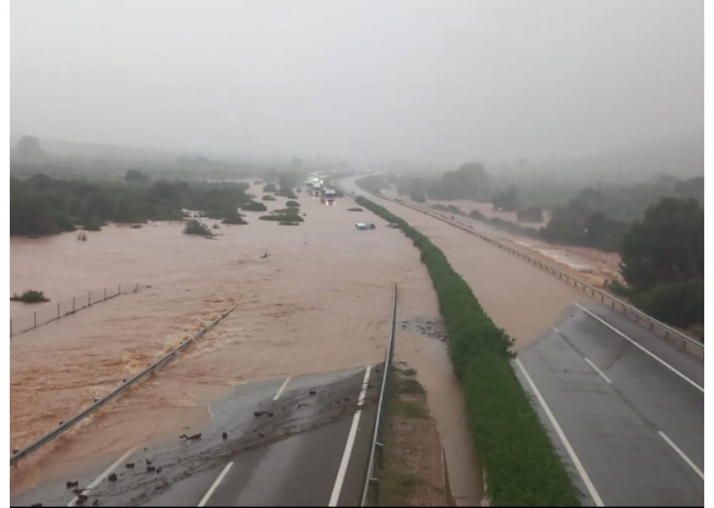 More torrential rain and flooding causes havoc across southern Catalonia - Spain in English