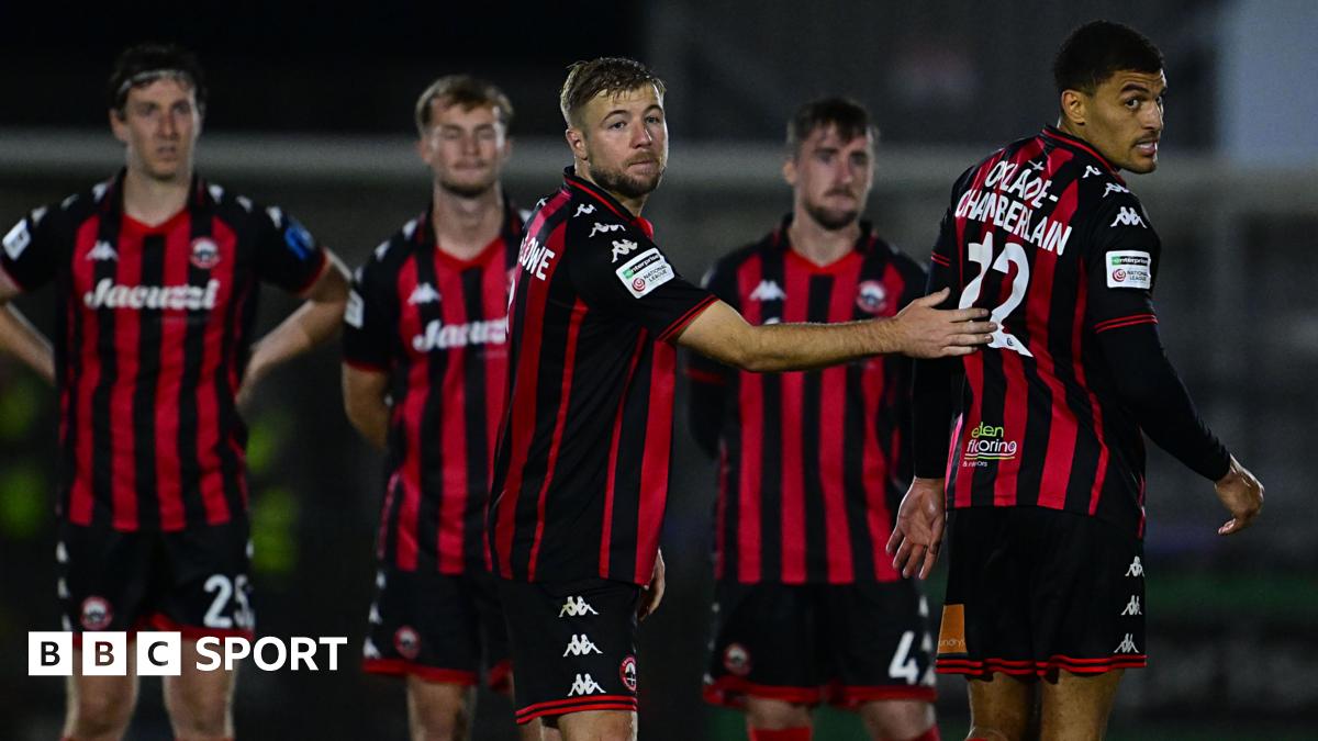 Truro City: FA Cup loss to AFC Totton down to missed chances - John Askey