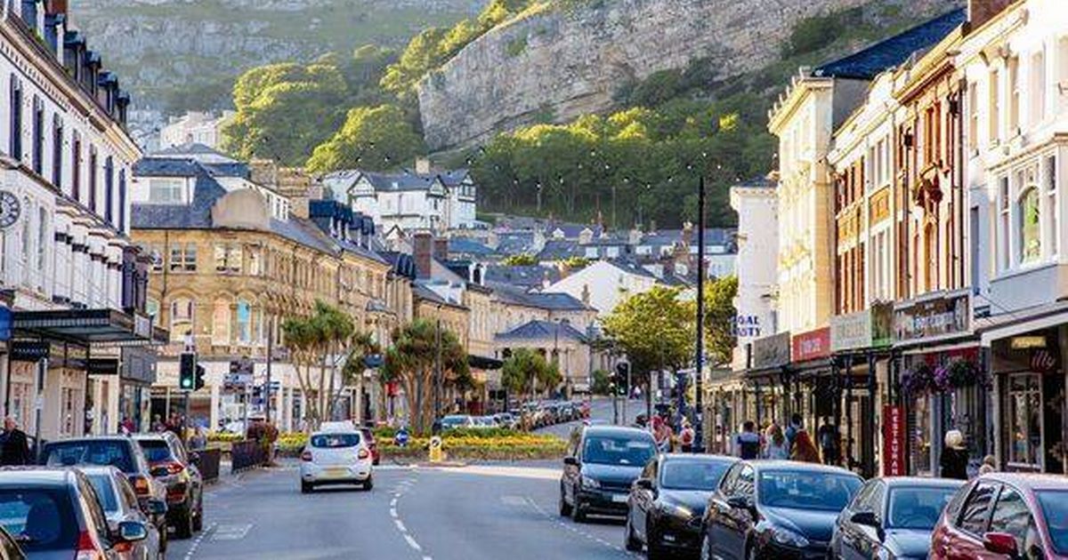 'Best place to retire' in whole of UK named beating Edinburgh and Ilfracombe - The Mirror
