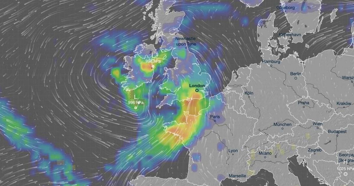 Thunderstorms to batter UK in days as warning for 45mph gales and heavy rain issued - Daily Star
