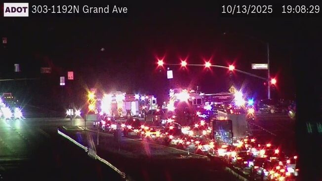 Crash closes westbound US 60 Grand Avenue in Surprise