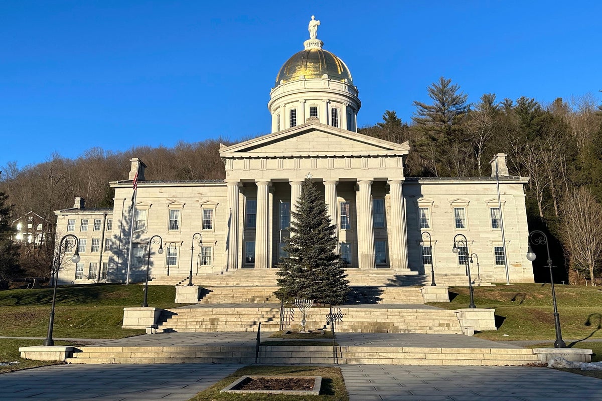 Vermont state senator who took part in 'deeply disturbing' Young Republicans group chat resigns