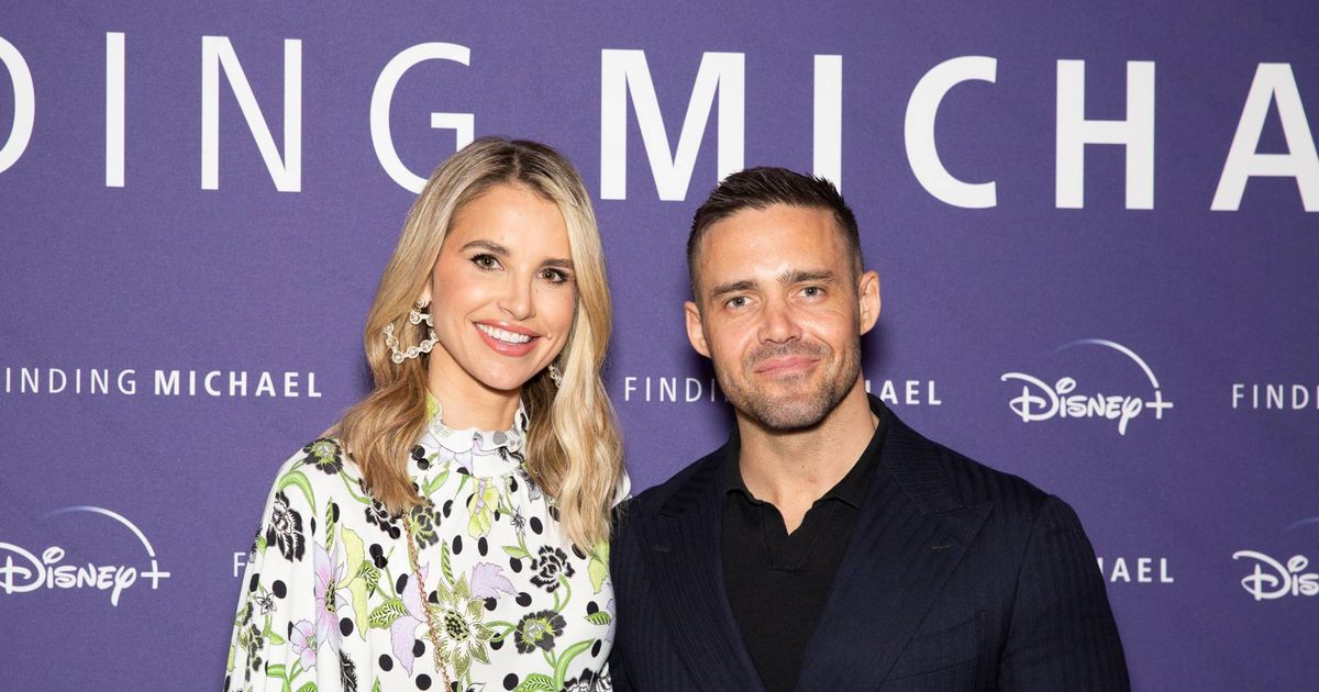 Vogue Williams gives husband Spencer Matthews 'an earful' at home - The Mirror