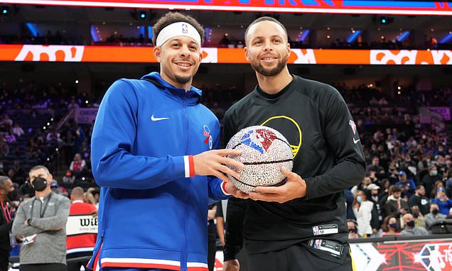 Golden State Warriors waive star Steph Curry's brother