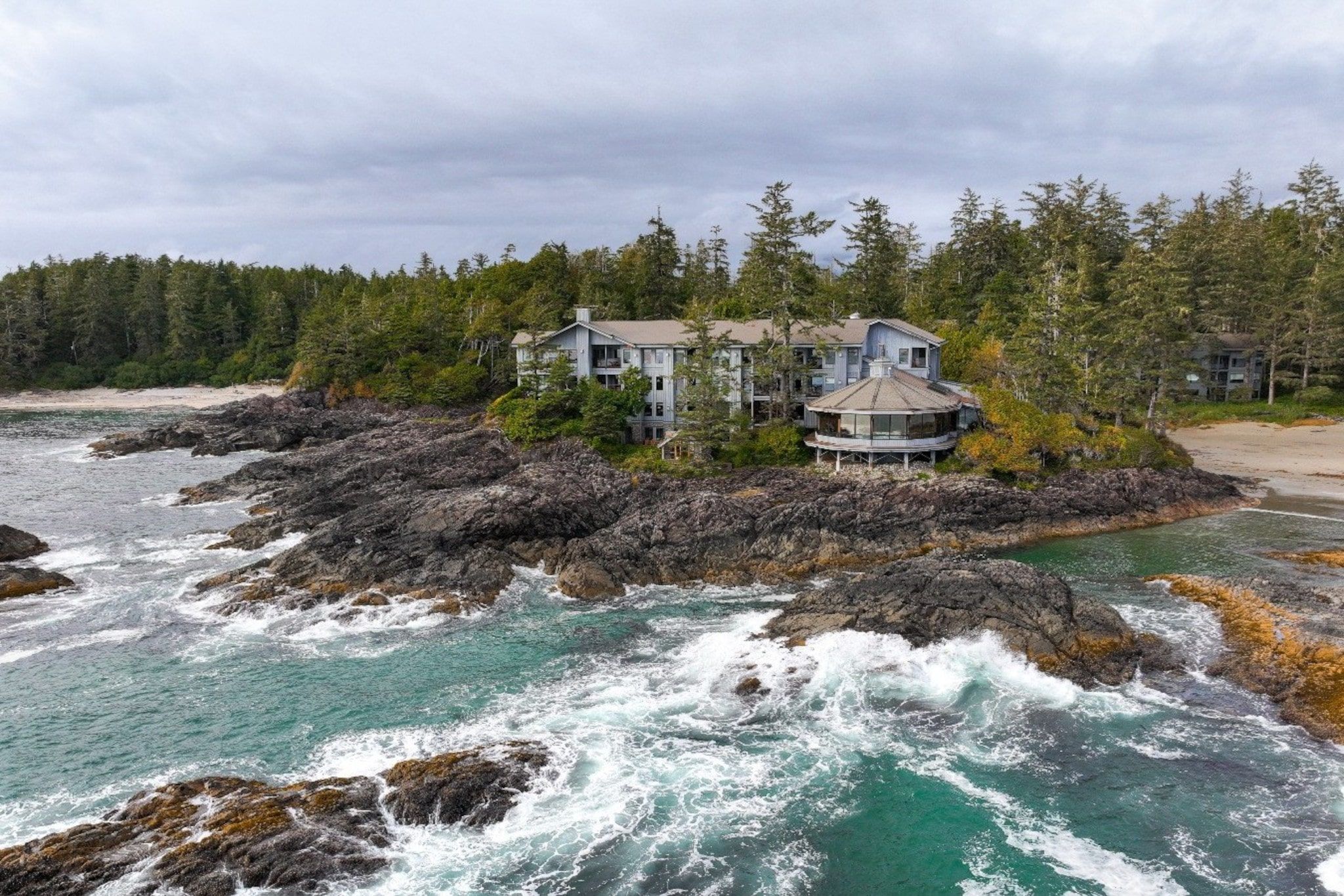 Iconic B.C. spot named one of the best resorts in North America | Urbanized