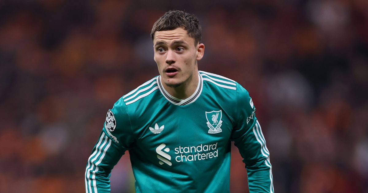 Florian Wirtz Liverpool decision debated as Arne Slot faces up to new issue