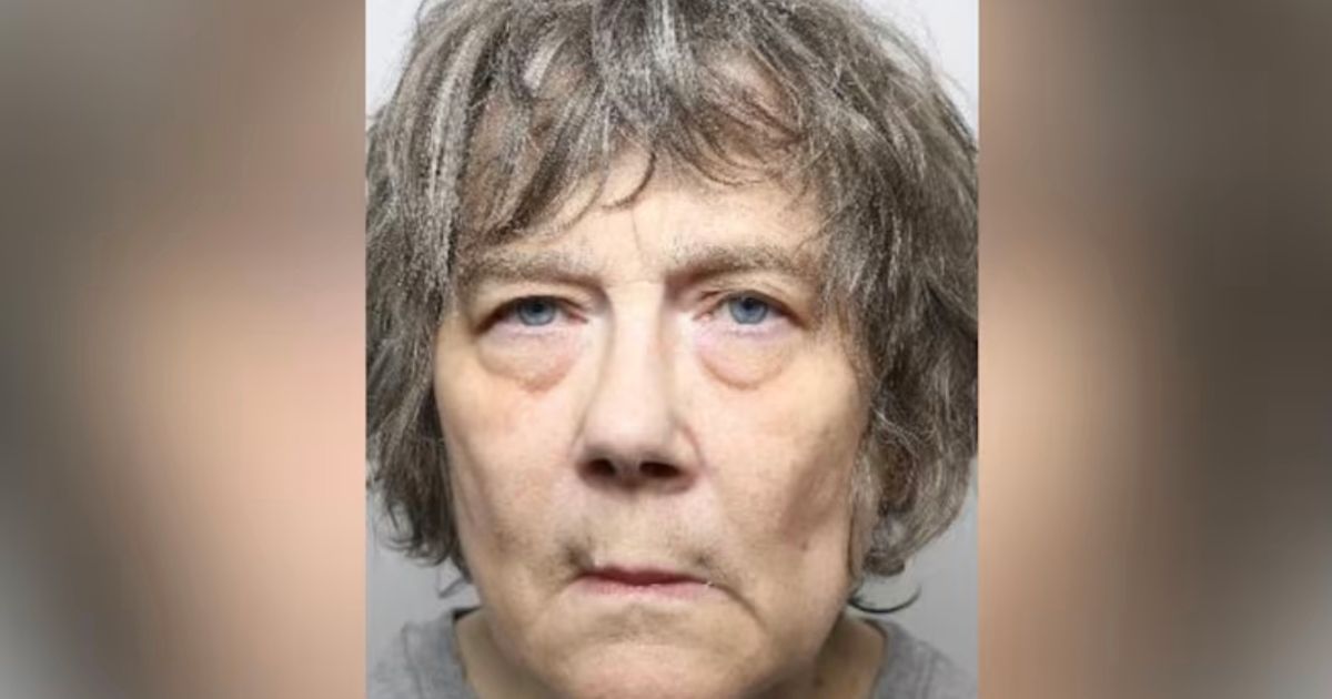 Woman jailed after screaming 'I want to kill her' as she attacked own mum in hospital - The Mirror