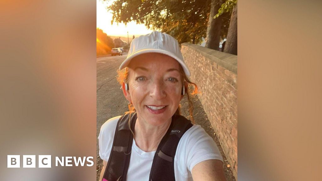 Woman to run 10 marathons in 10 days from Somercotes to Plymouth