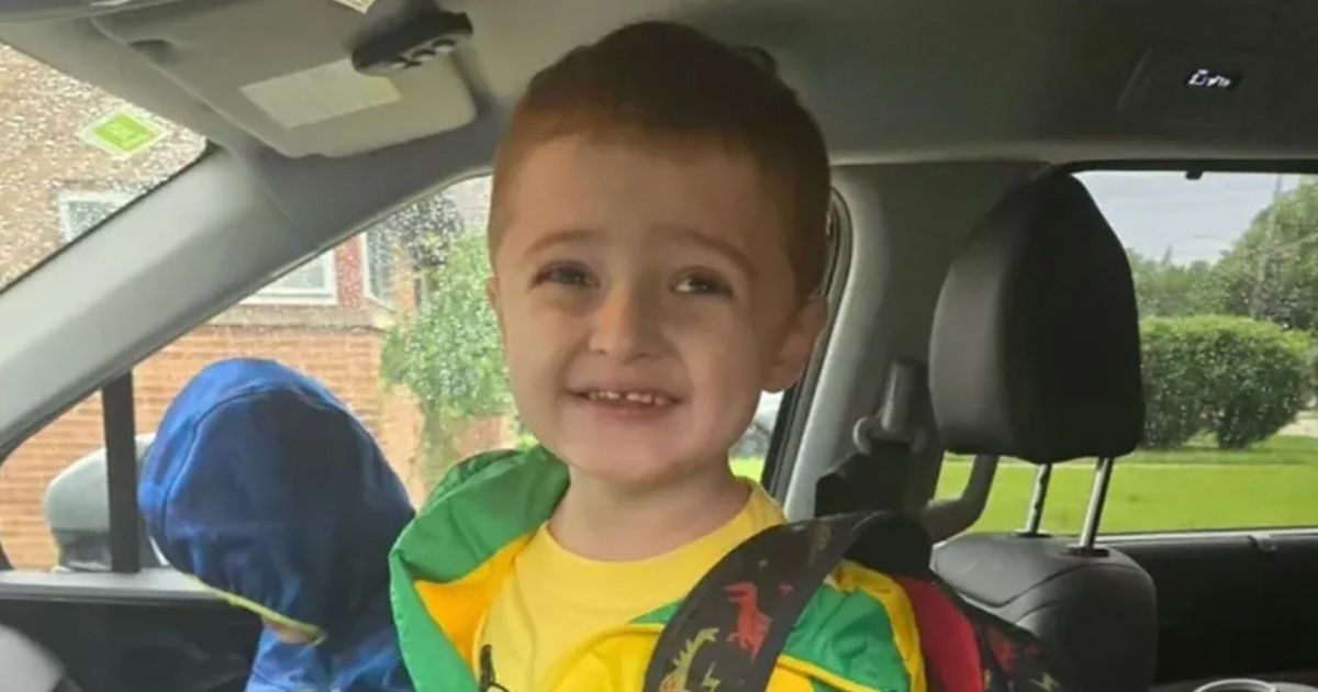 Woman who stabbed toddler to death in car park found guilty after smirking in court - The Mirror