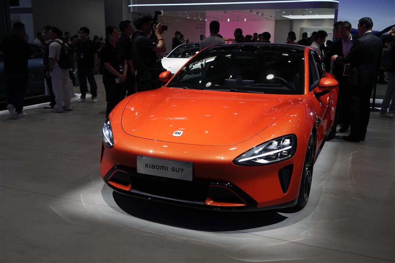 Fatal Xiaomi SU7 crash in Chengdu reignites safety concerns over electronic door design