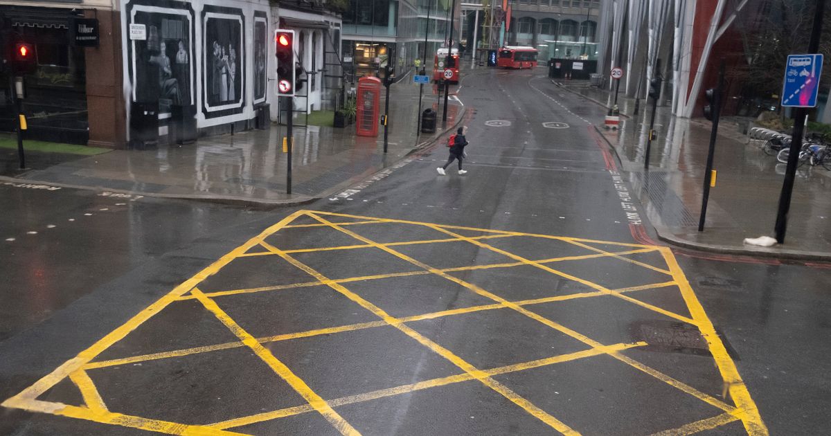 Yellow box on road junction nets almost £1/2m in fines in 8 months - The Mirror