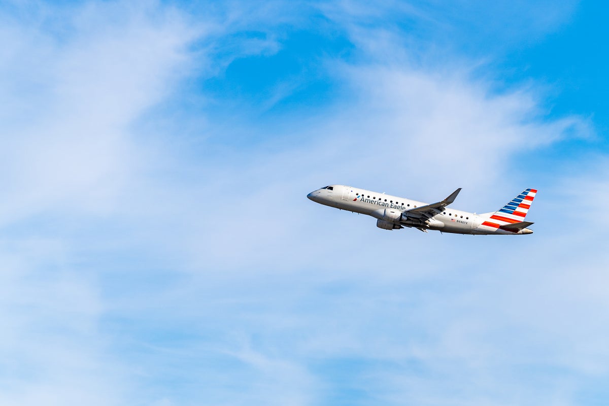 'Windscreen issue' forces American Airlines flight to divert