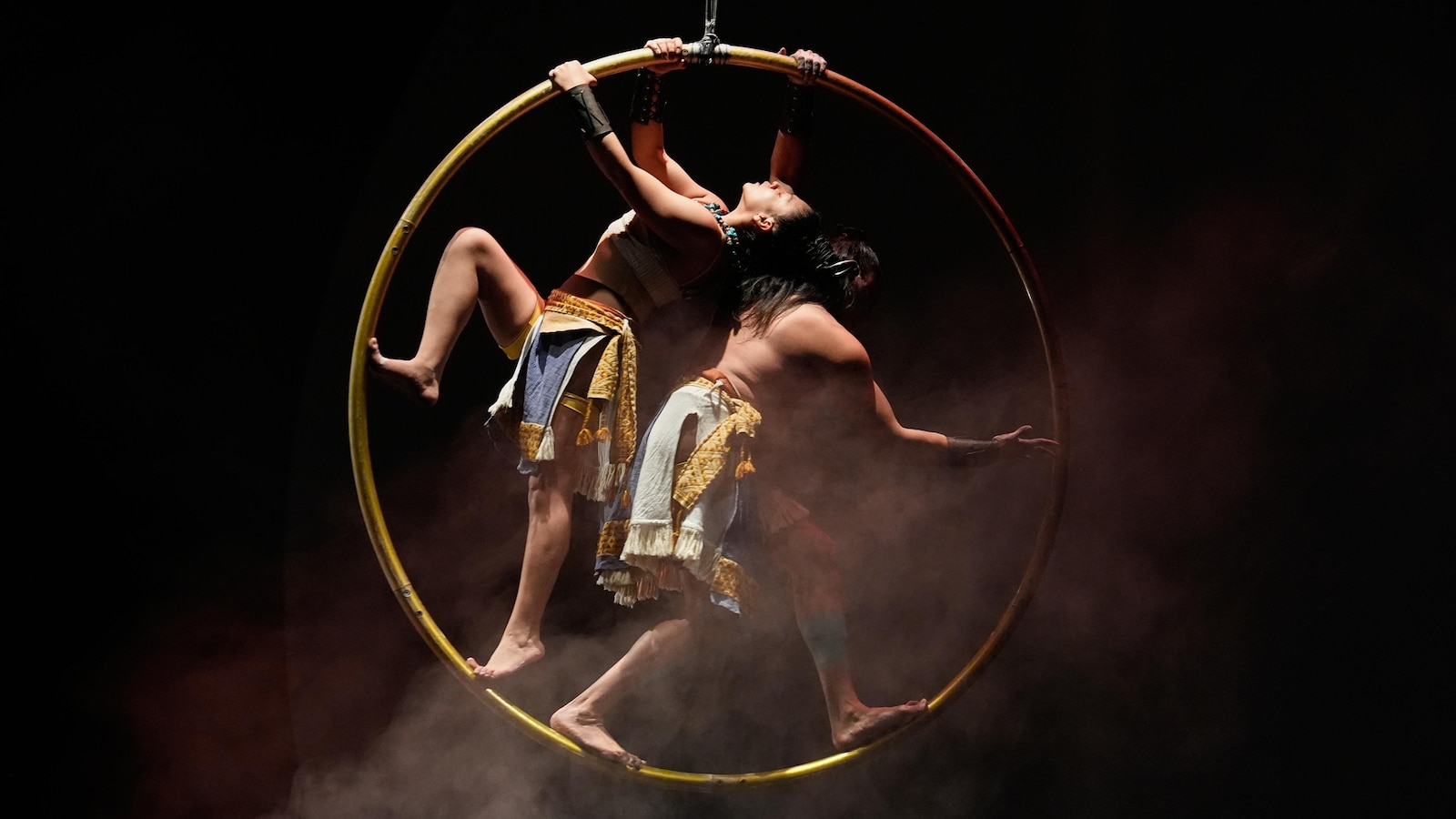 Ancient Maya myth finds new life in Mexican circus company's performance