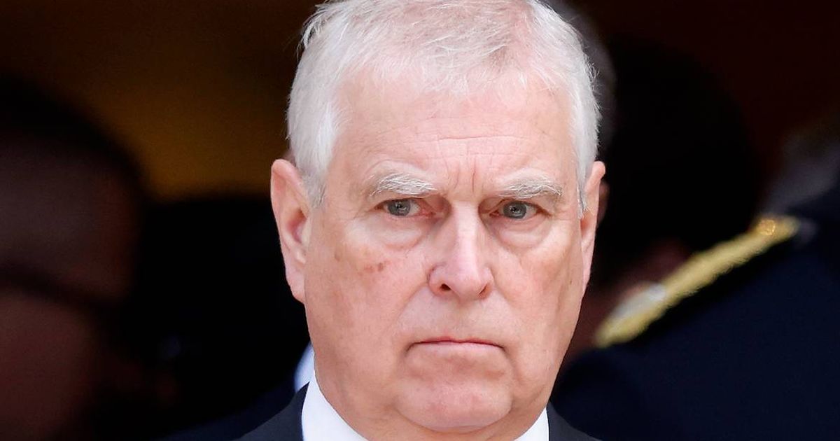 Andrew Windsor will be 'forced' to do one thing to Beatrice and Eugenie after title blow - Daily Star