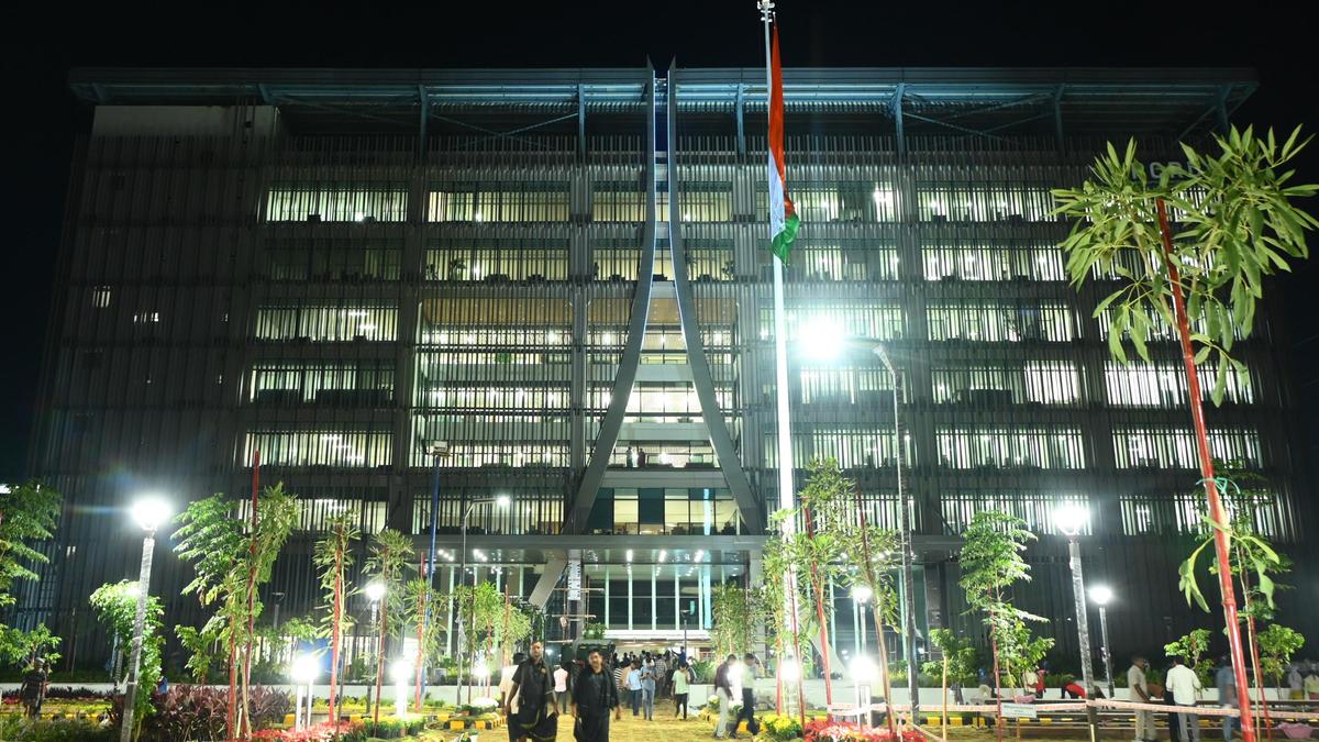 APCRDA clears illegal layouts across Amaravati capital region; warns public against buying unapproved plots