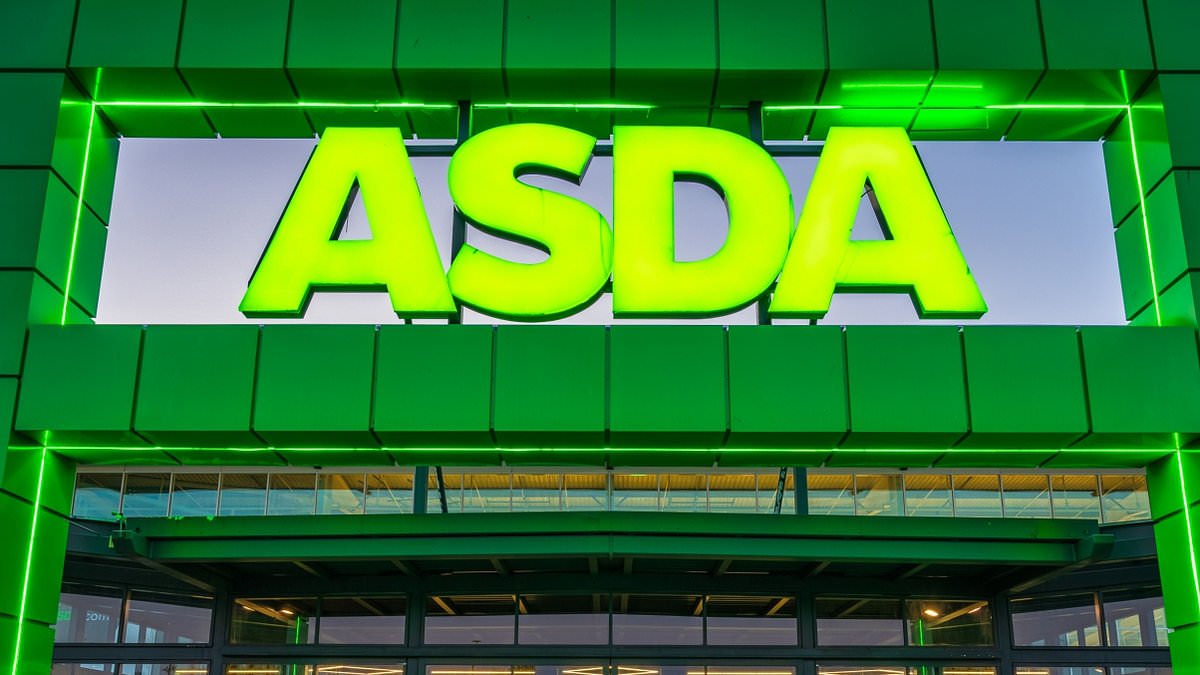 Asda boss says he will 'restore confidence' as IT fiasco hits sales