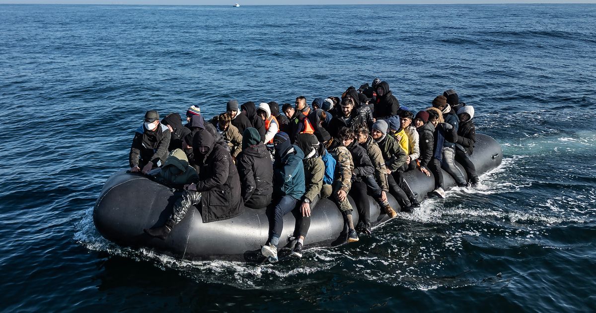 Asylum-seeker support to be revoked in sweeping immigration crackdown - The Mirror