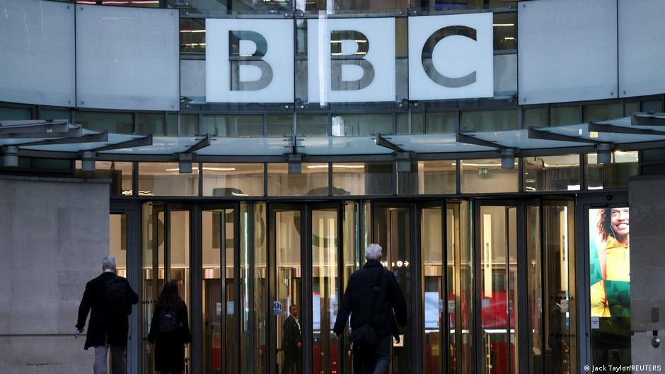 BBC apologizes to Trump over documentary edit