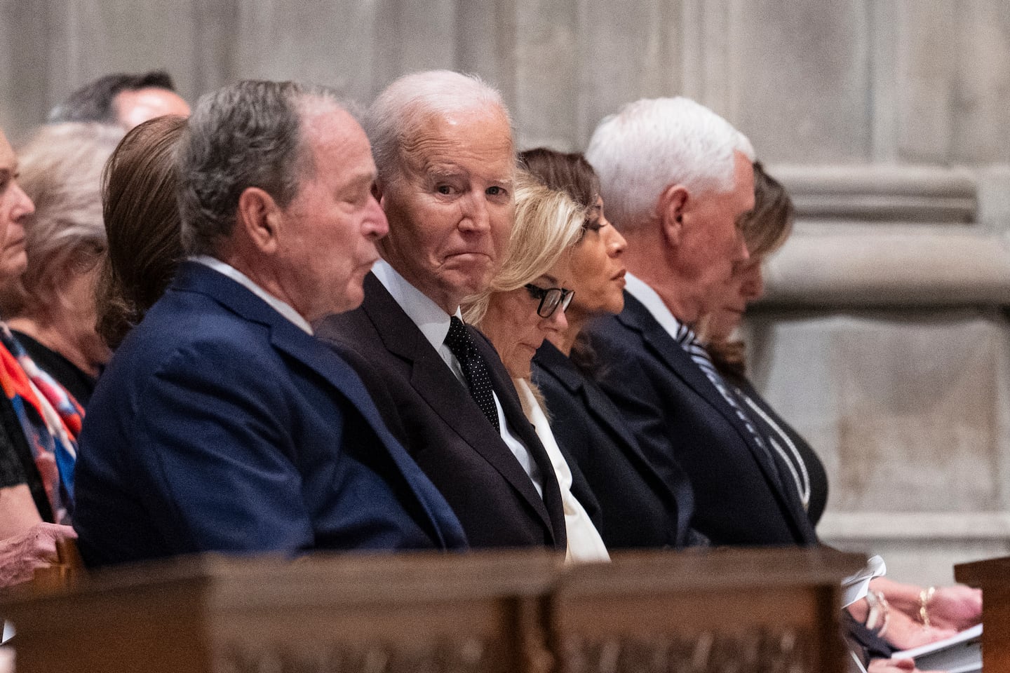 Former president Biden arrives on Nantucket for annual Thanksgiving festivities - The Boston Globe