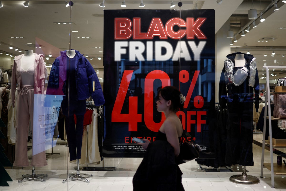 Black Friday spending to tumble by 4% as shoppers tighten belts amid economic woes