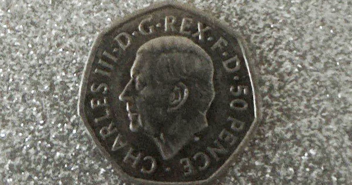 Brits are being urged to check pocket change for 1 rare coin worth up to £1,500 - The Mirror