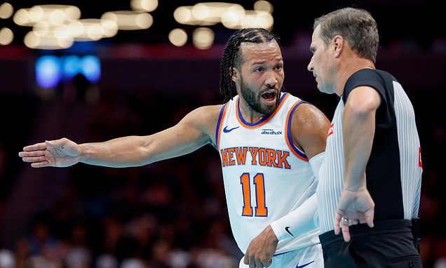 Brunson scores 33 as Knicks rout Hornets 129-101 to improve to 3-1...