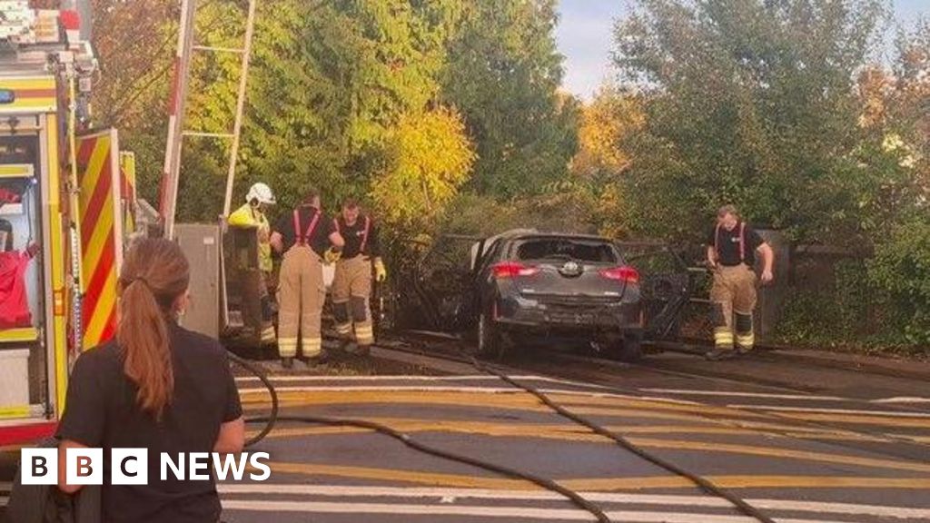 Train services resume after car fire on Brockenhurst railway track