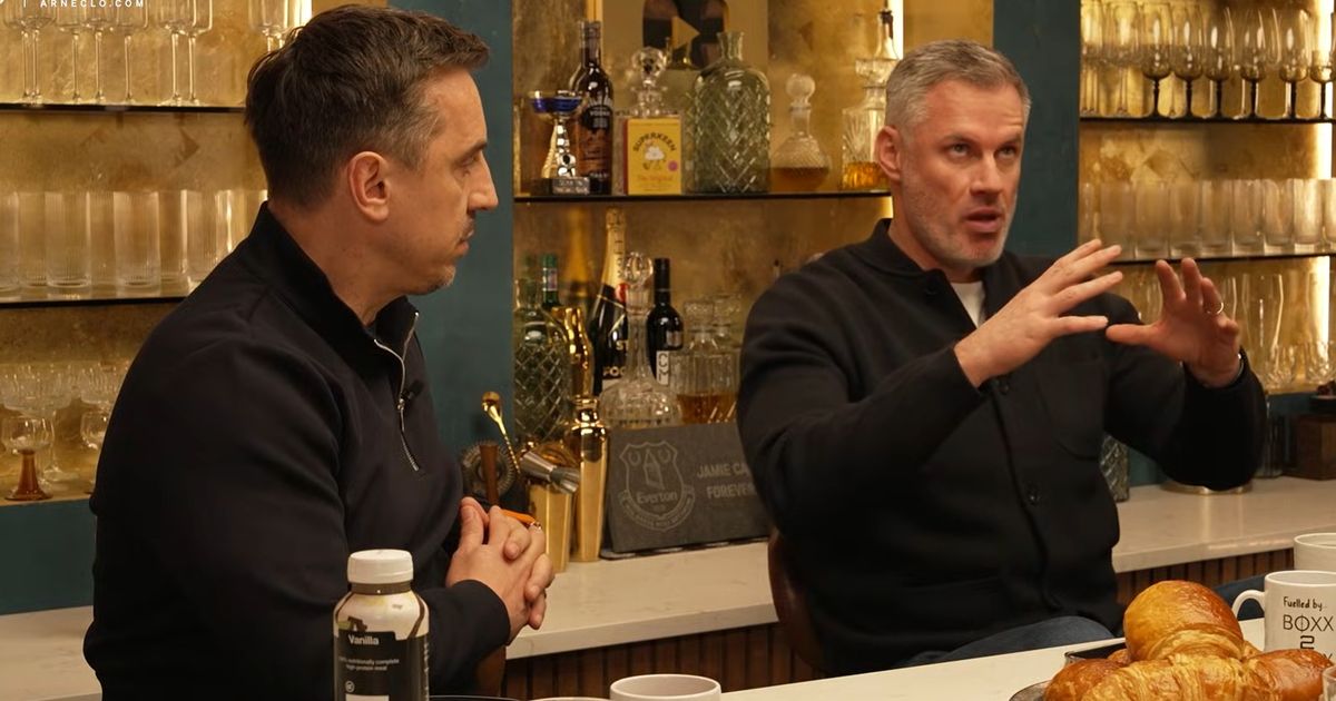 Jamie Carragher left 'in trouble' after Gary Neville's Man Utd comment and 'Sky call' - The Mirror