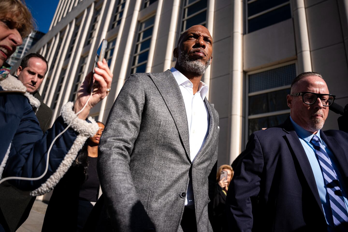 Chauncey Billups, Trail Blazers coach, pleads not guilty in rigged poker games case - The Boston Globe