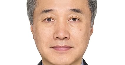 Chinese Youth Choose STEM for Social Mobility