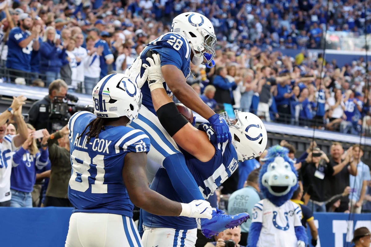 Colts have NFL's best offense. How do they compare against juggernauts of the past?