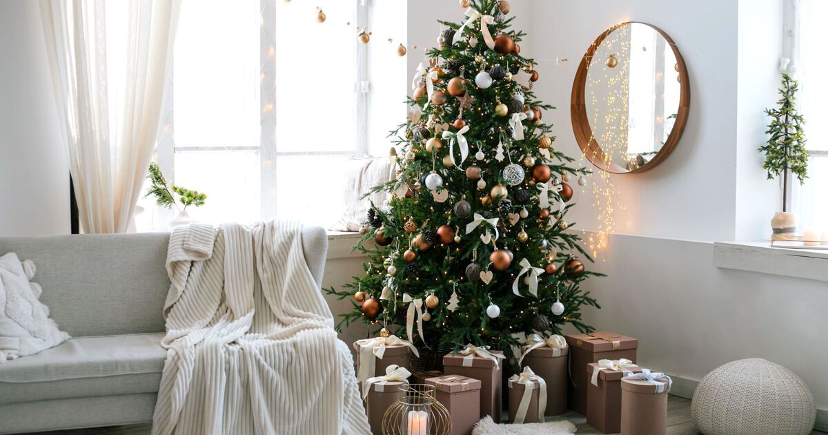 I compared 5 artificial Christmas trees including a £639 one