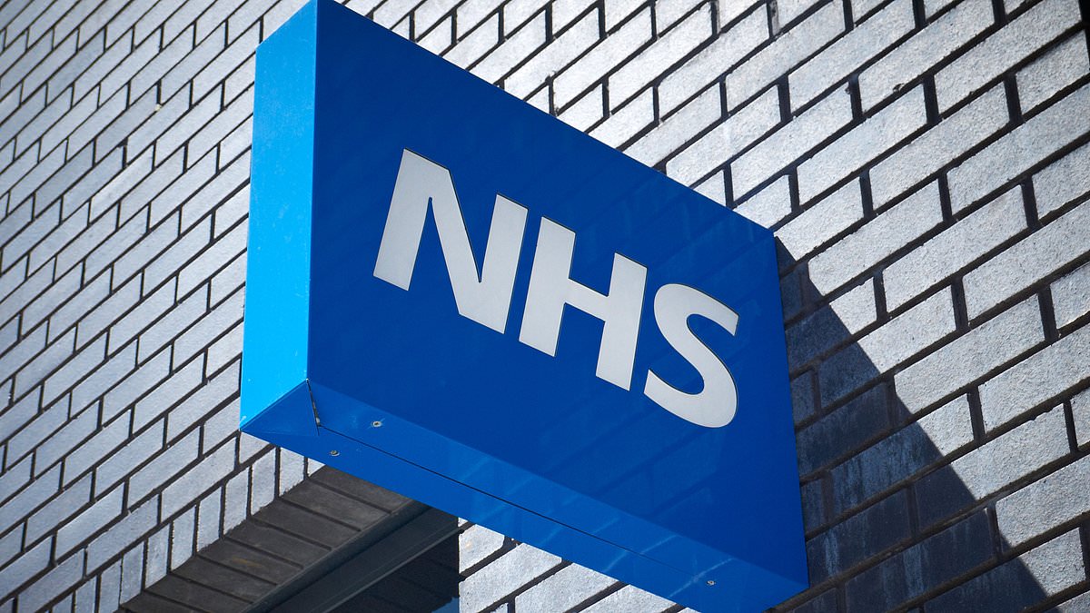 Deadly fungus is sweeping UK hospitals, leaked memo shows