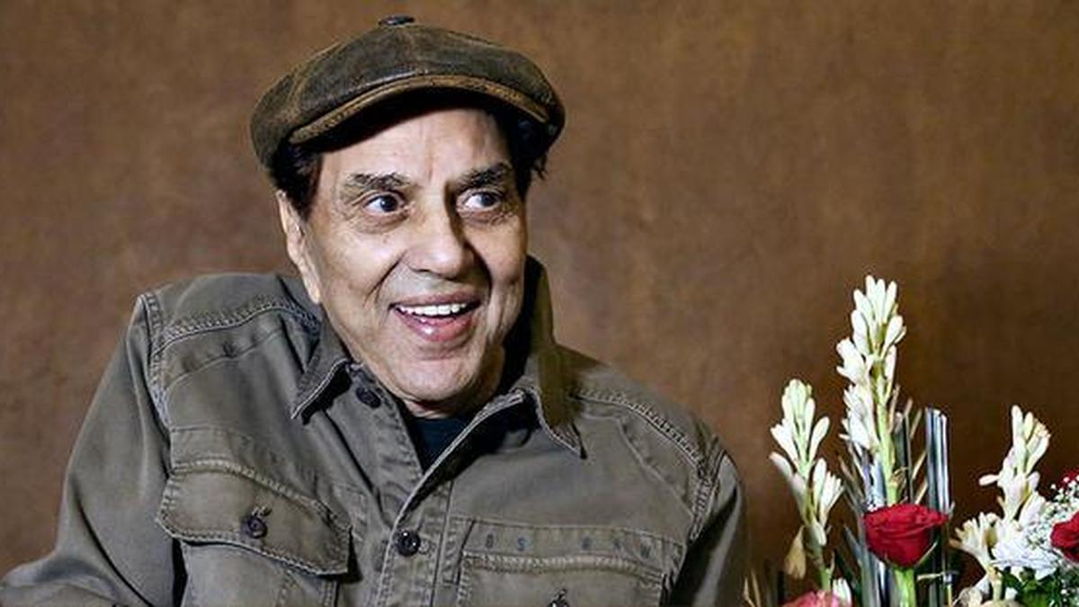 Veteran actor Dharmendra discharged, family decides to take him home: doctor