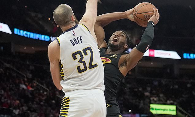 Donovan Mitchell scores 37 points, takes over in 3rd in Cavaliers'...