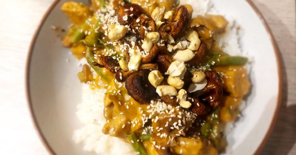 I make a delicious 10-minute satay sauce every week -- it's so easy to make