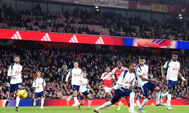 Eberechi Eze punishes Tottenham with stunning derby hat-trick for...