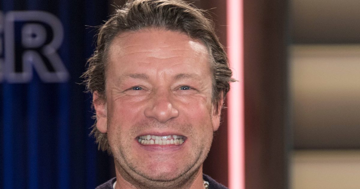 Families are ditching ovens for energy-saving appliance loved by Jamie Oliver  - The Mirror