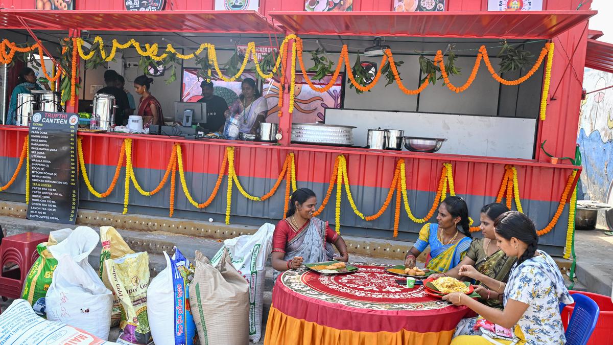 Vizag city gets first Trupthi canteen at RK Beach