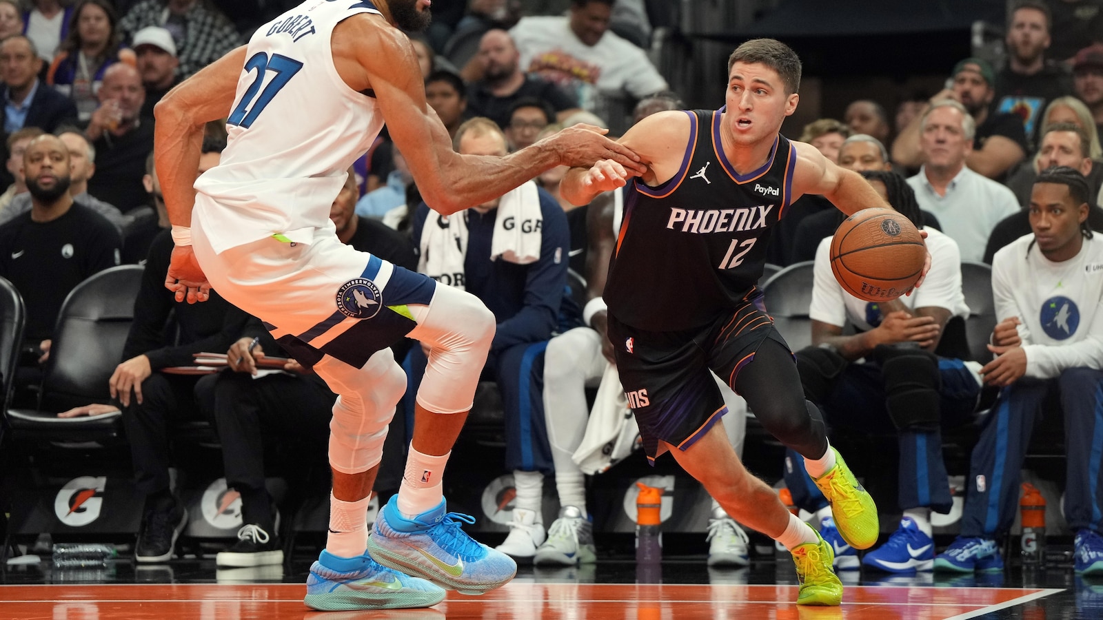Gillespie hits go-ahead jumper with 6.4 seconds left, Suns rally to stun Timberwolves 114-113