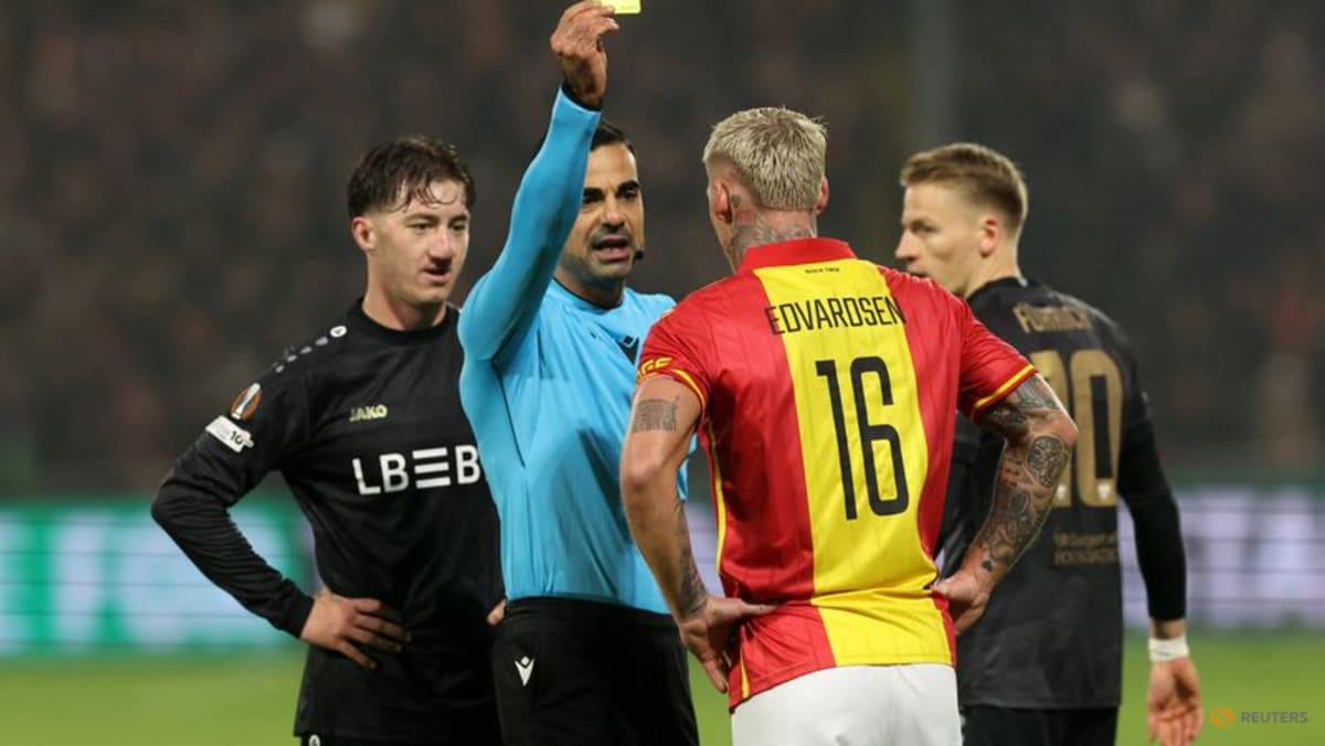 Go Ahead Eagles fine Edvardsen for mocking Stuttgart player Stiller's appearance