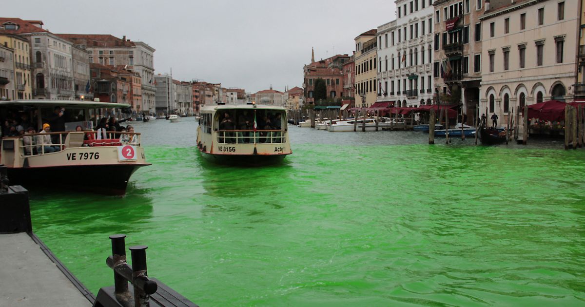 Greta Thunberg banned from Venice after Grand Canal dyed green - The Mirror