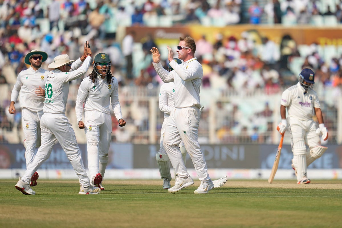 Harmer spins South Africa to superb victory as India captain Gill taken to hospital