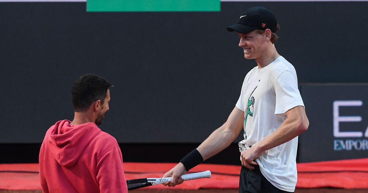 Jannik Sinner's coach appears to aim sly dig at Novak Djokovic after 'odd' claim