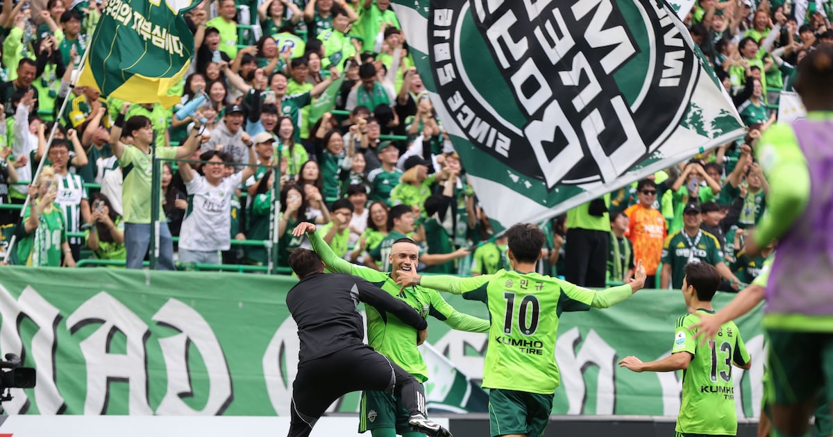 K League 1 Teams Battle Relegation in Final Stretch