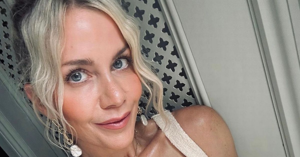 Kate Lawler breaks down as she admits 'I've lost who I am as a person' - The Mirror