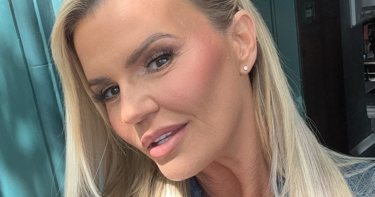 Kerry Katona 'shows off new boobs in all their glory after shock rupture - The Mirror