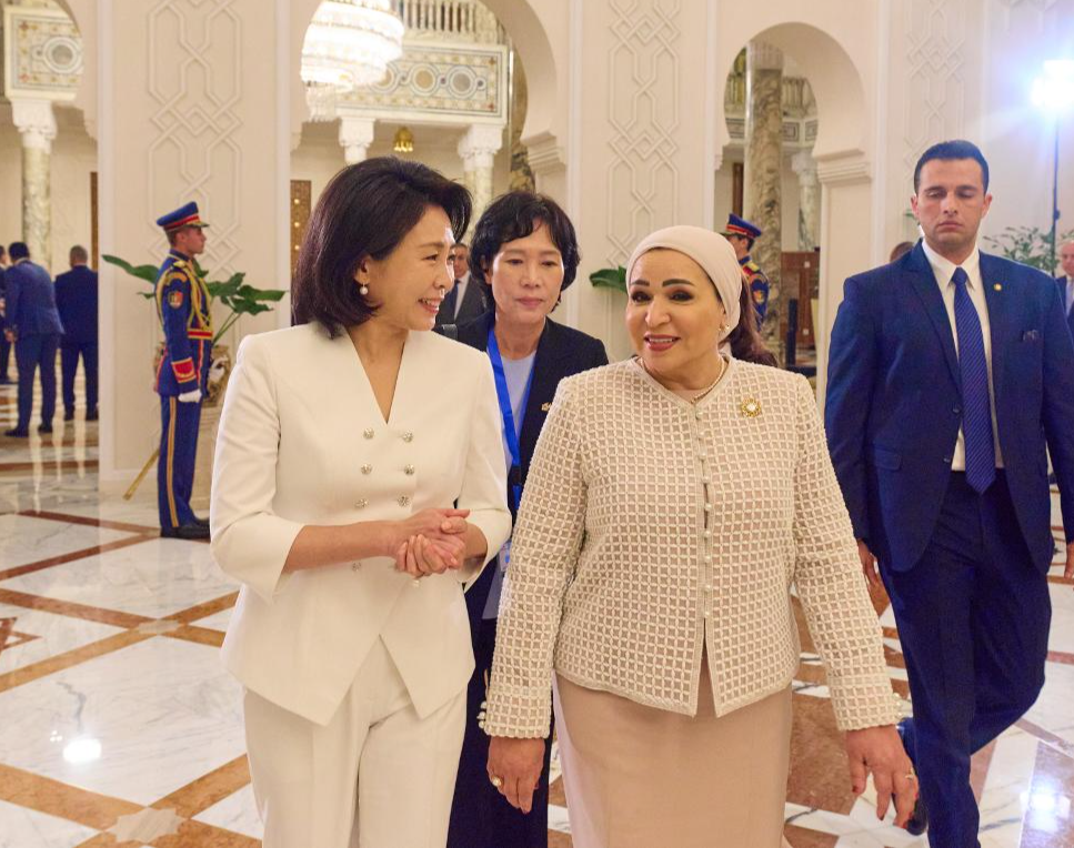 First lady shares hope of serving halal K-food in talks with Egyptian counterpart - The Korea Times