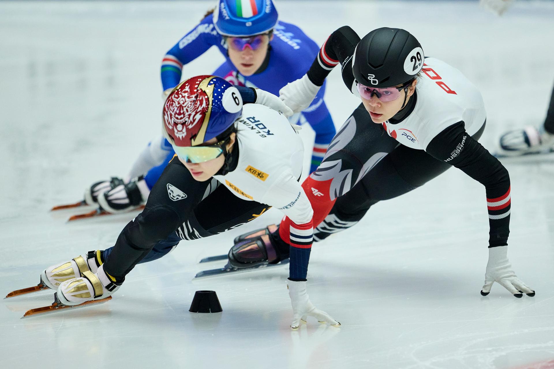 Korea takes 3 titles at Short Track World Tour in Poland - The Korea Times